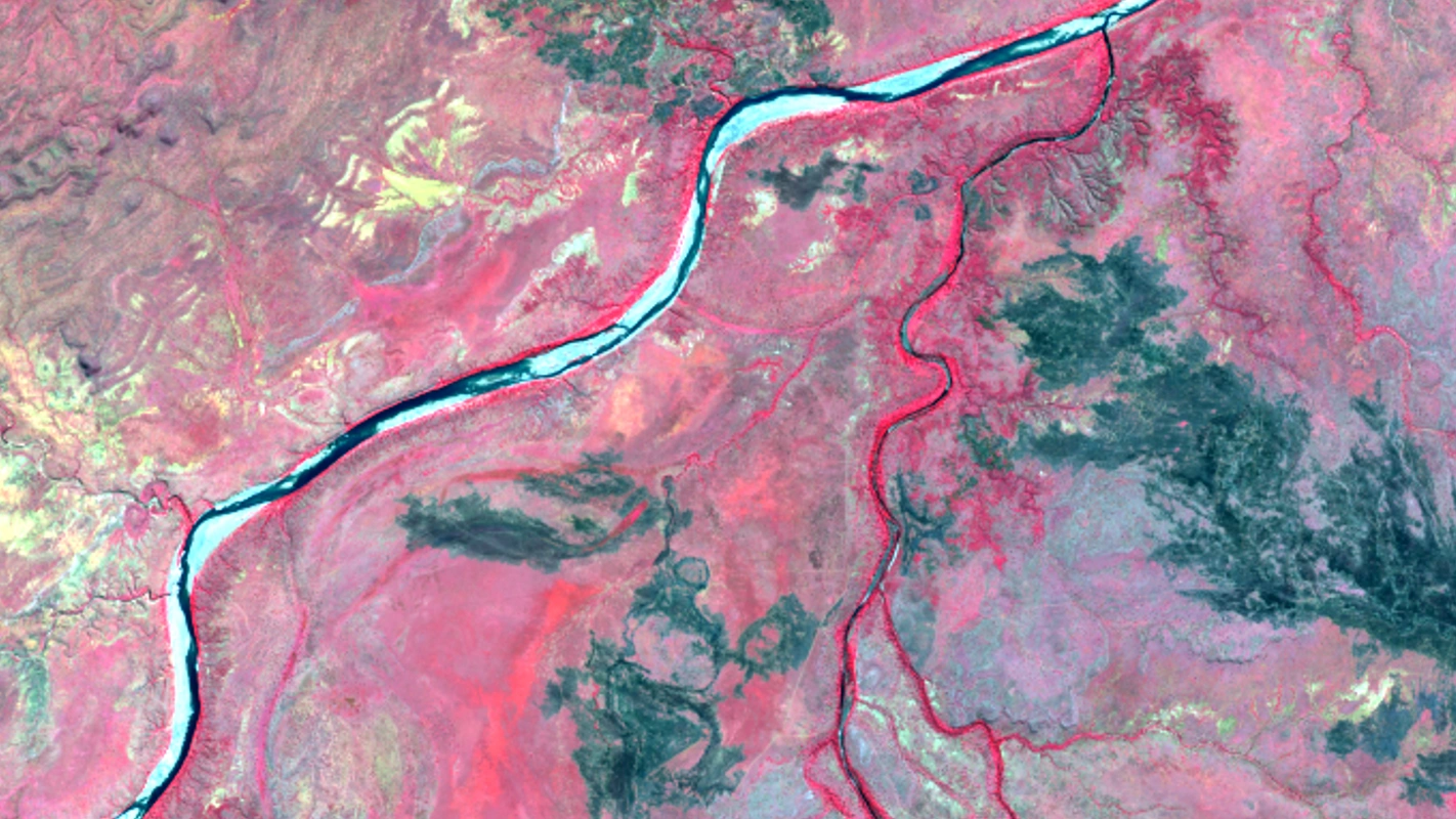 Colour-infrared Sentinel-2 composite over Mt Kinahan, Western Australia