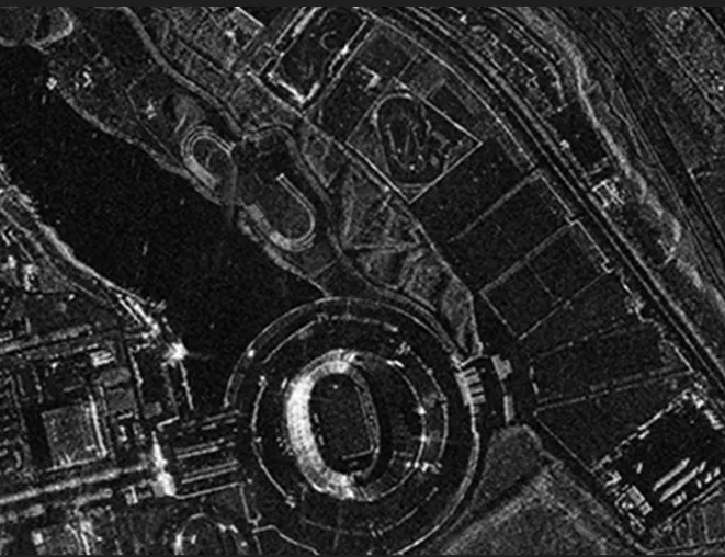 KOMPSAT‑5 SAR image demonstrating cloud‑penetrating radar backscatter.